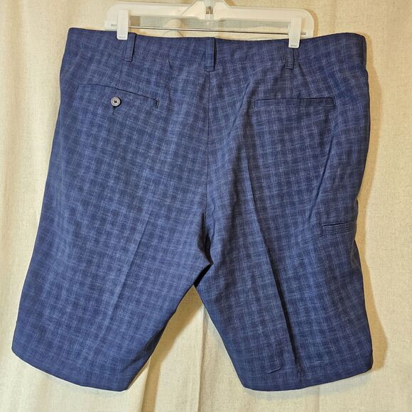 PGA Golf Men's Shorts Blue Plaid Ball Pocket 10" Inseam Size 42 - Picture 8 of 10